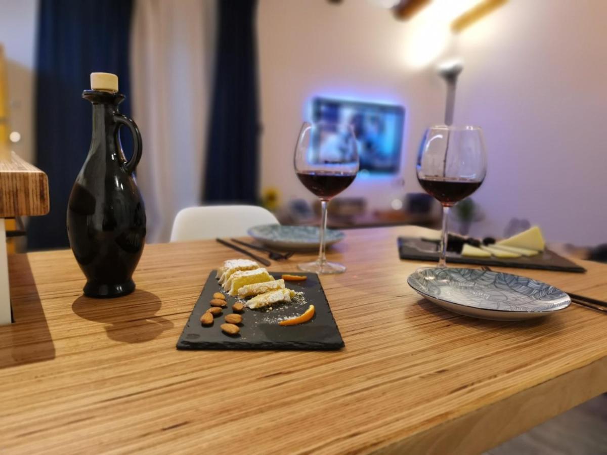 Novouredeni Apartman Marko Mundanije Экстерьер фото