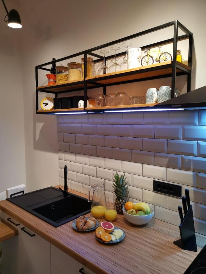 Novouredeni Apartman Marko Mundanije Экстерьер фото