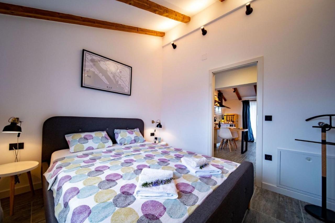 Novouredeni Apartman Marko Mundanije Экстерьер фото