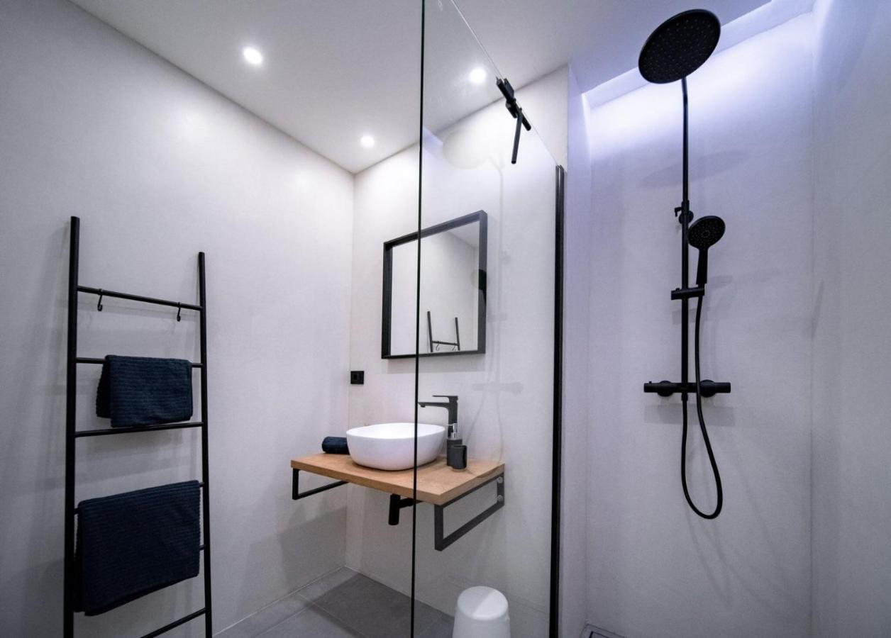 Novouredeni Apartman Marko Mundanije Экстерьер фото